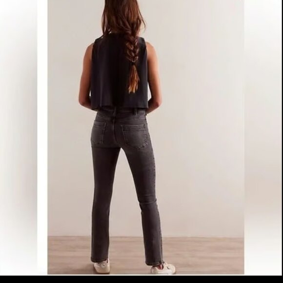 WE THE FREE PEOPLE LOW MAINTENANCE MID RISE CROP BOOT JEANS WASHED BLACK NWT 28 - Picture 3 of 10